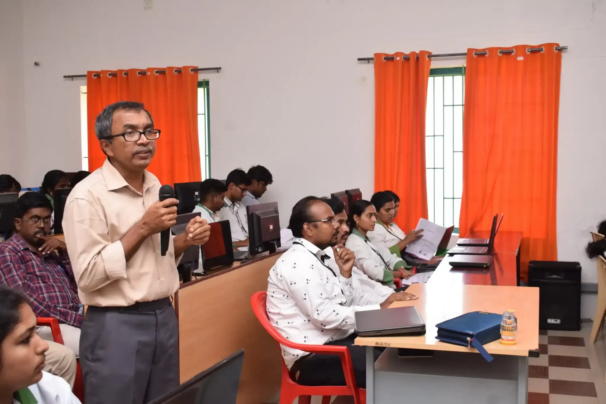 JKKN Arts and Science College classroom view