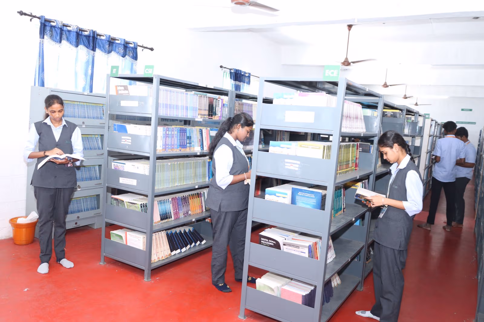JKKN Arts and Science College library interior