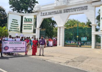 Department of Commerce (CA) and Business Administration conducted an alumni insight to the final year students